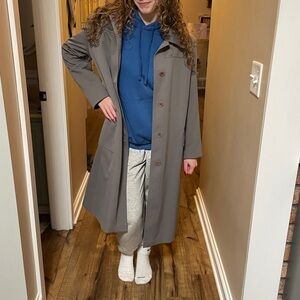 💯 Vintage Trench Coat by Forecaster International excellent condition! 💯